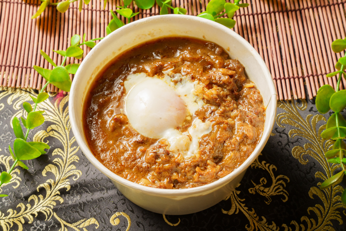 牛すじカレー丼
